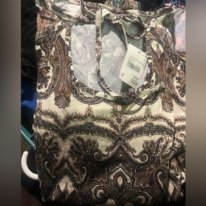 BNWT CATO brand size medium blouse